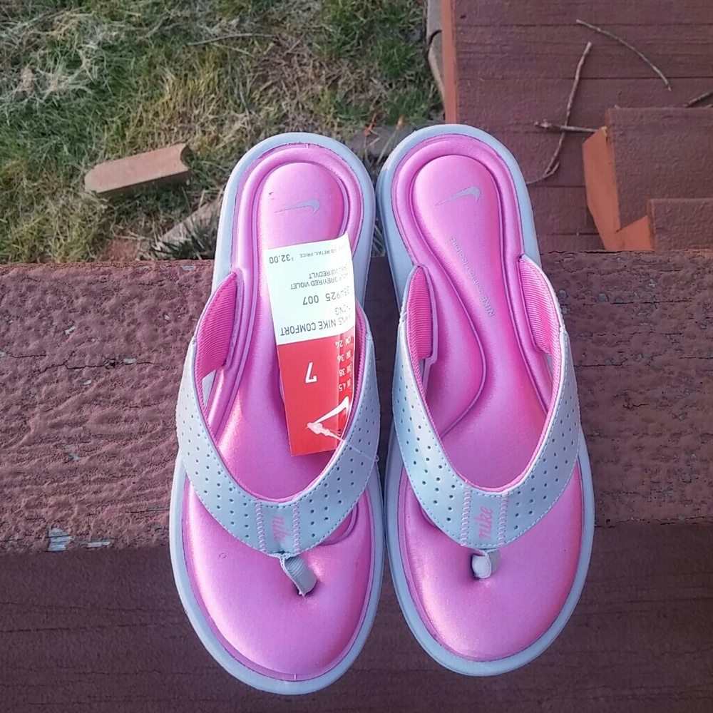 Brand New with Tags Nike Comfort Thong Flip Flops