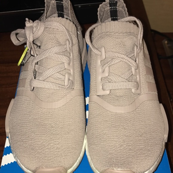 Authentic deadstock adidas nmd_r1 pk - Picture 2 of 4