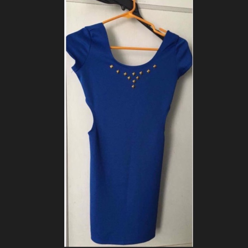 Great dress for graduation - Picture 2 of 2
