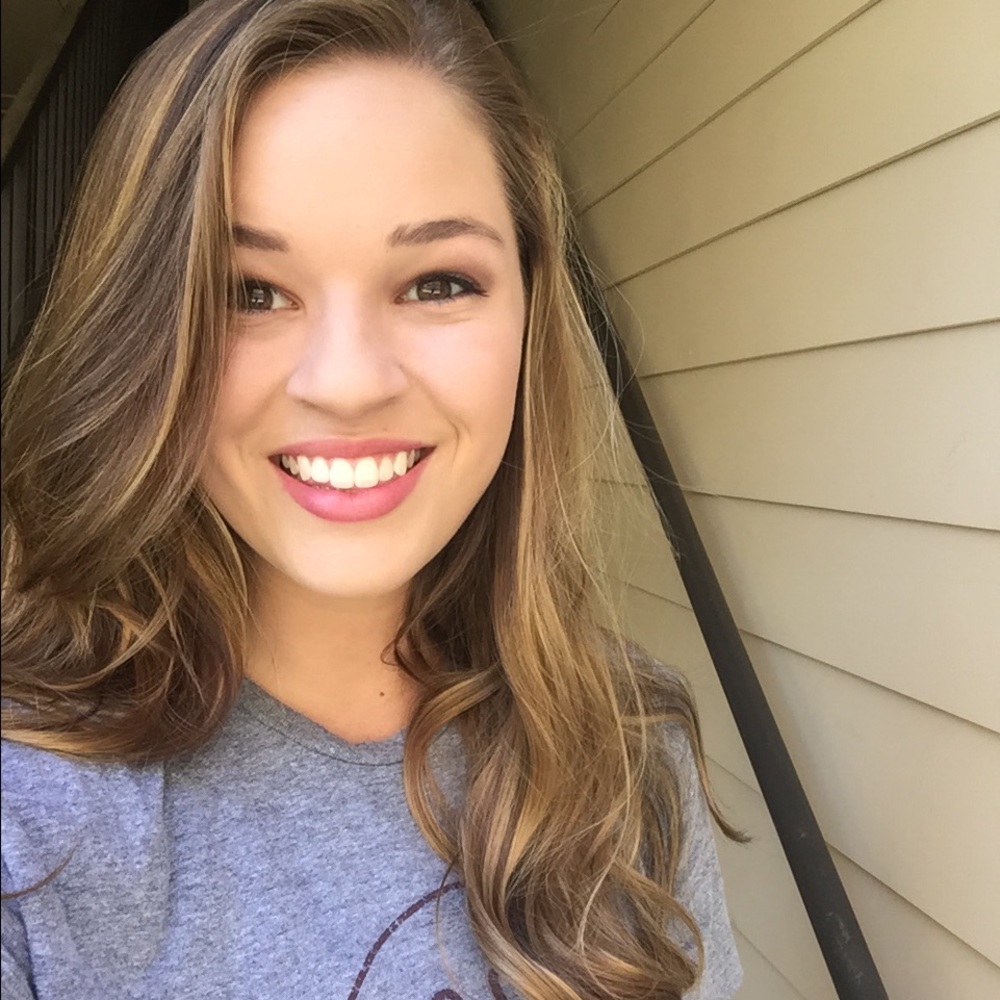 Meet your Posher, Zara