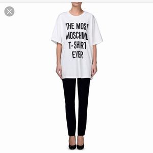Moschino T shirt (oversized)