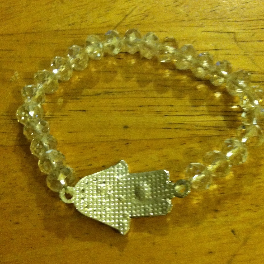 Hamsa hand crystal bracelet - Picture 4 of 4