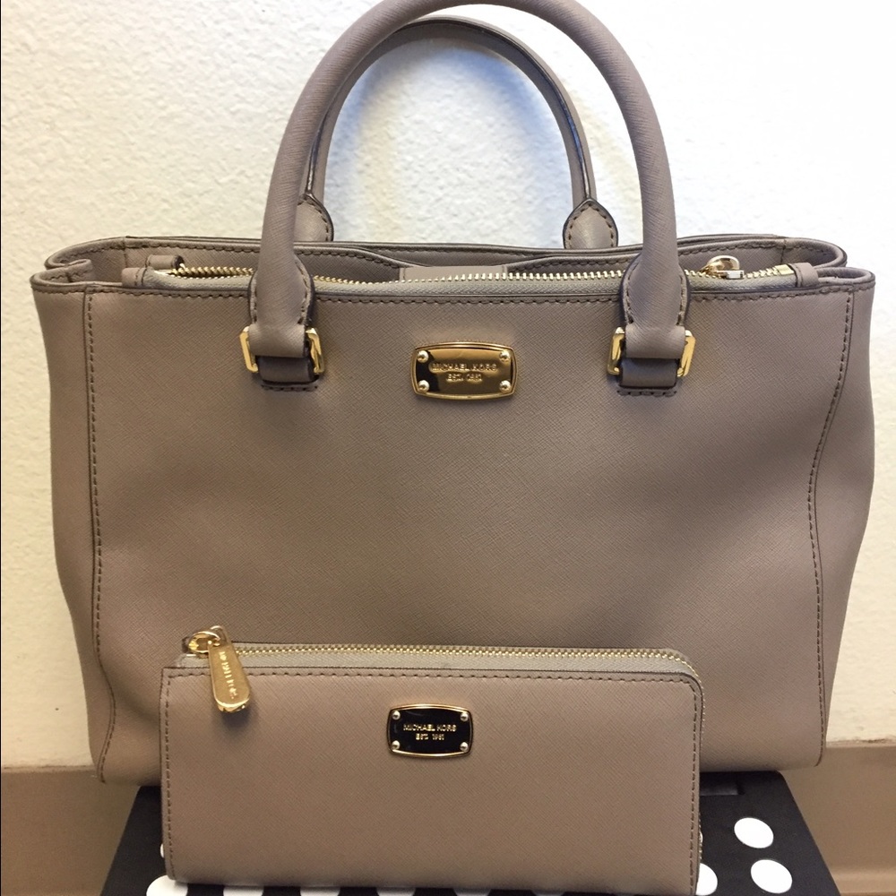 SOLD Michael​ Kors  Kellen Satchel & Wallet Set