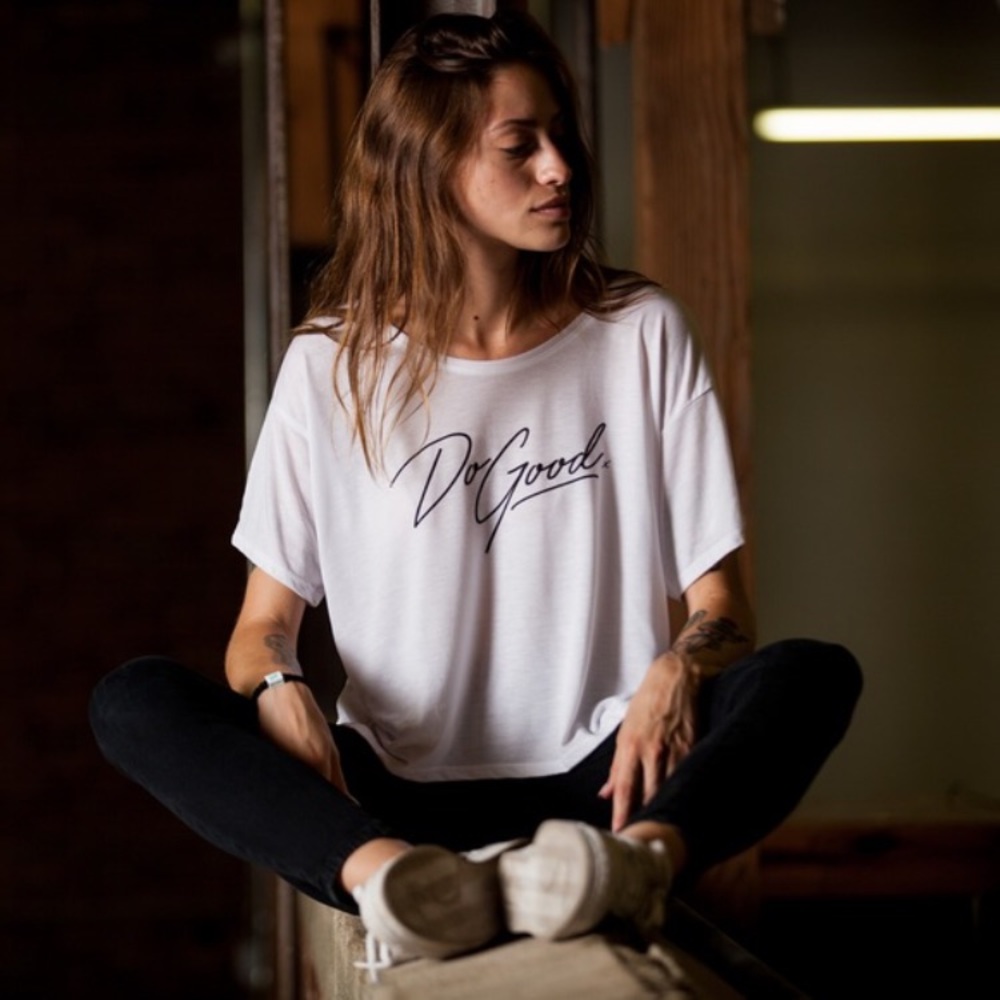 Do Good Graphic Tee