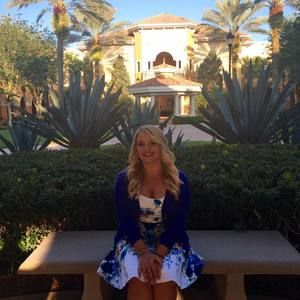 Meet your Posher, Julie