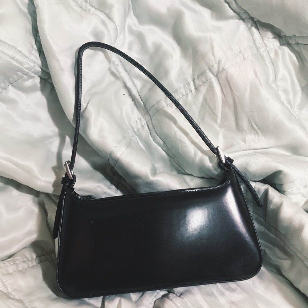 Small black leather purse