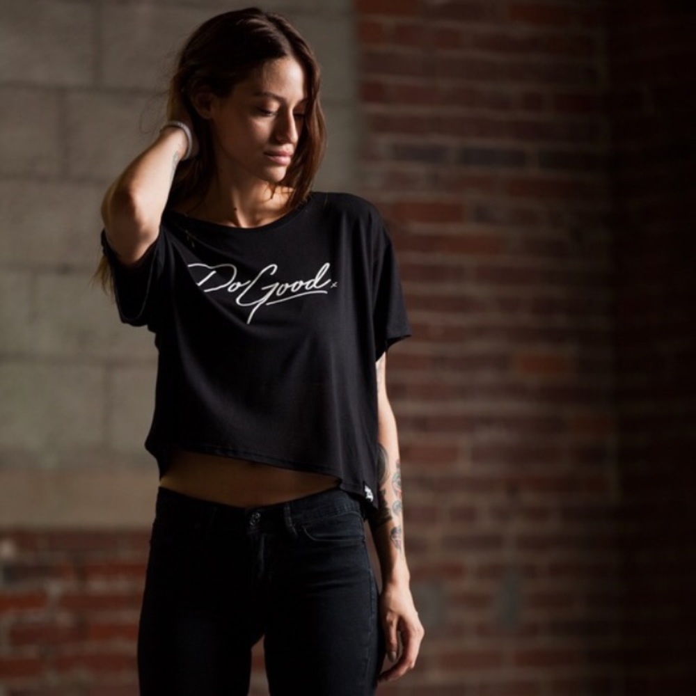 Do Good Graphic Tee