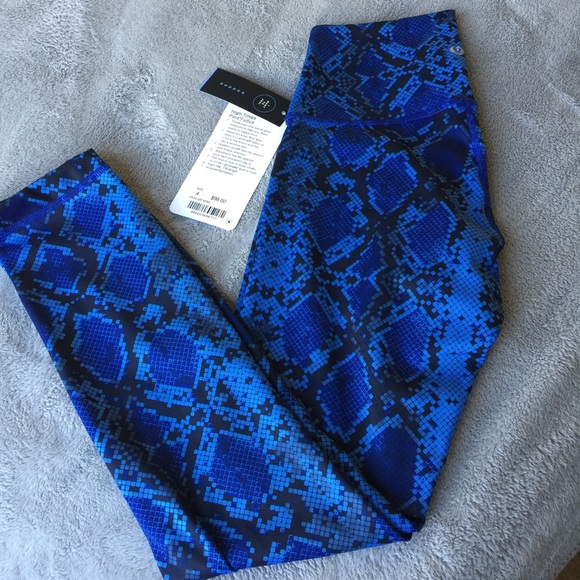 Lululemon Hi-Times leggings size 4 - Picture 2 of 4