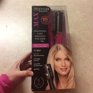 Max In Styler Rotating Iron