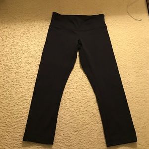 lululemon cropped leggings