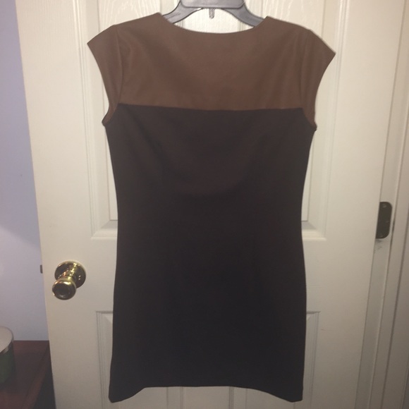 Brown Michael Kors short sleeve dress great cond. - Picture 3 of 3