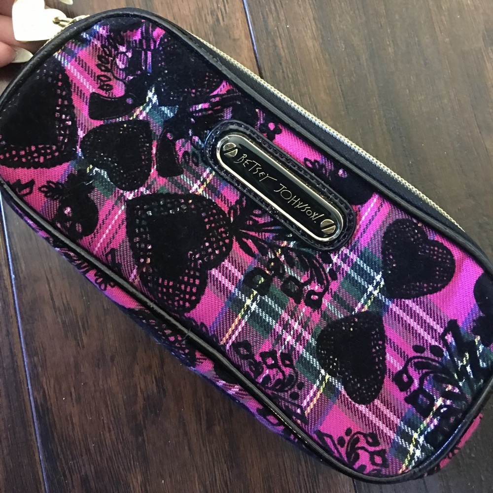 BETSEY JOHNSON MAKEUP BAG