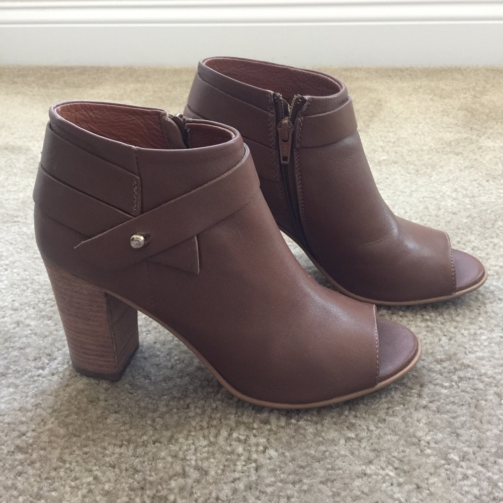 Steve Madden cognac brown peep toe booties