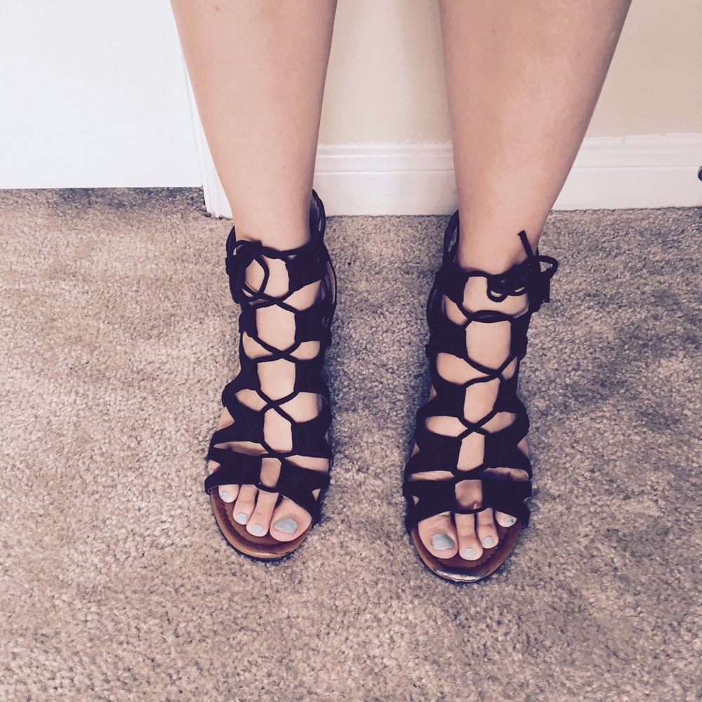Crown Vintage Ankle Gladiator sandals
