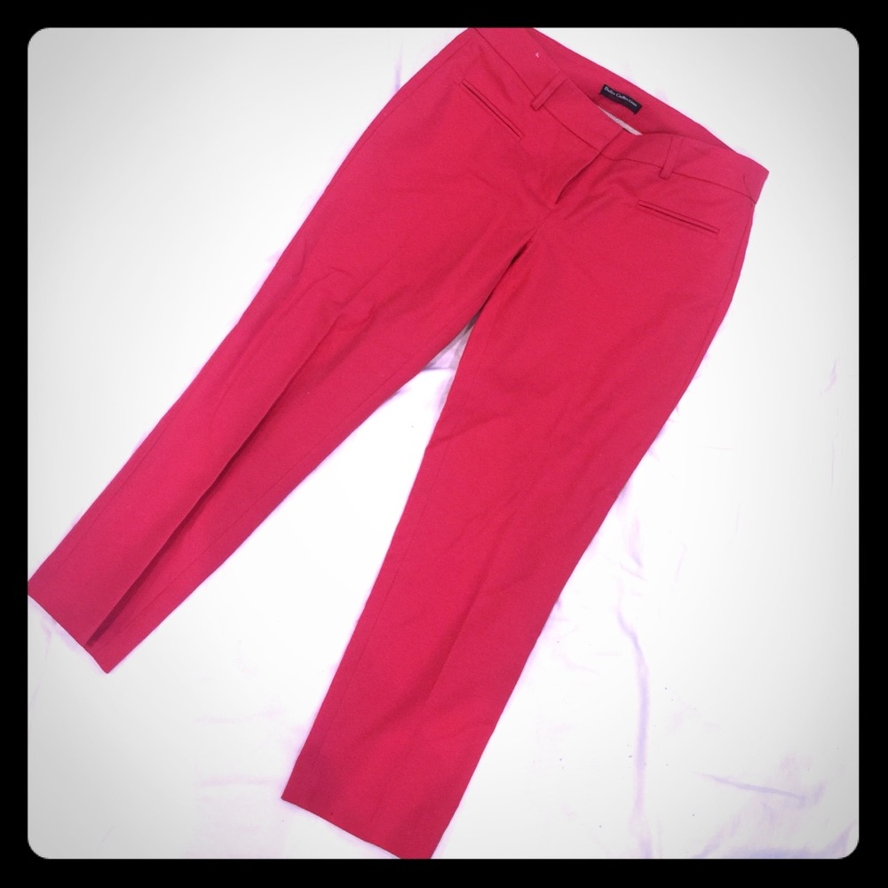 Red pants. 3/4 length. Perfect for spring! Size 6