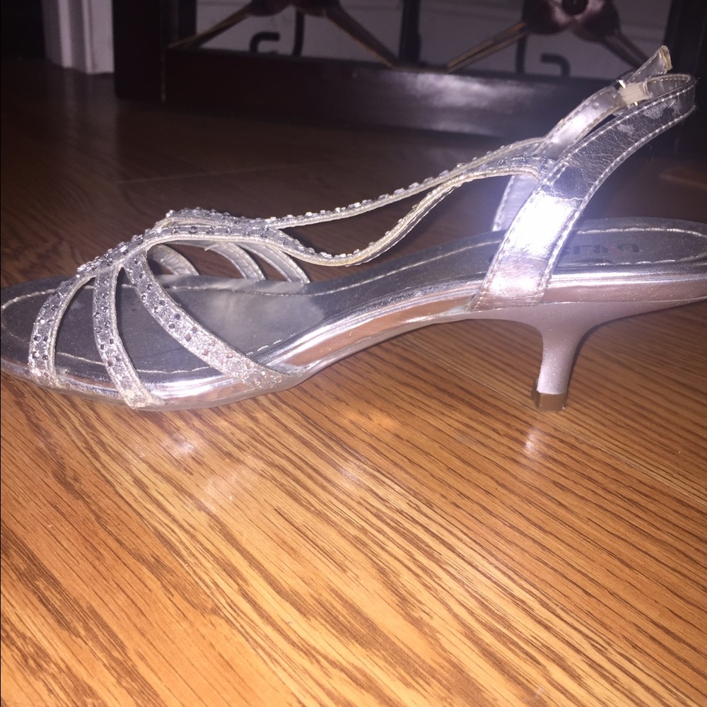 Prom shoes - Picture 2 of 2