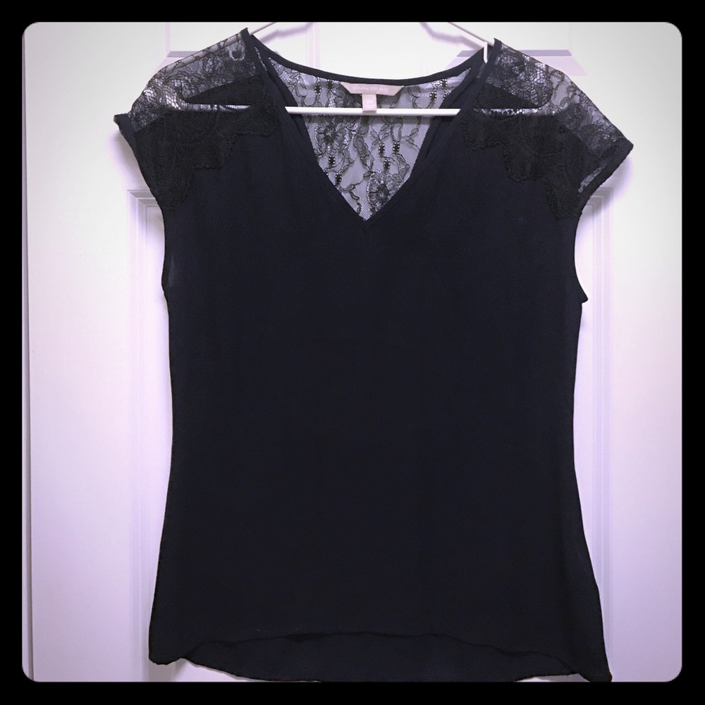 NWOT, Banana Republic Lace Shoulder V-Neck Blouse