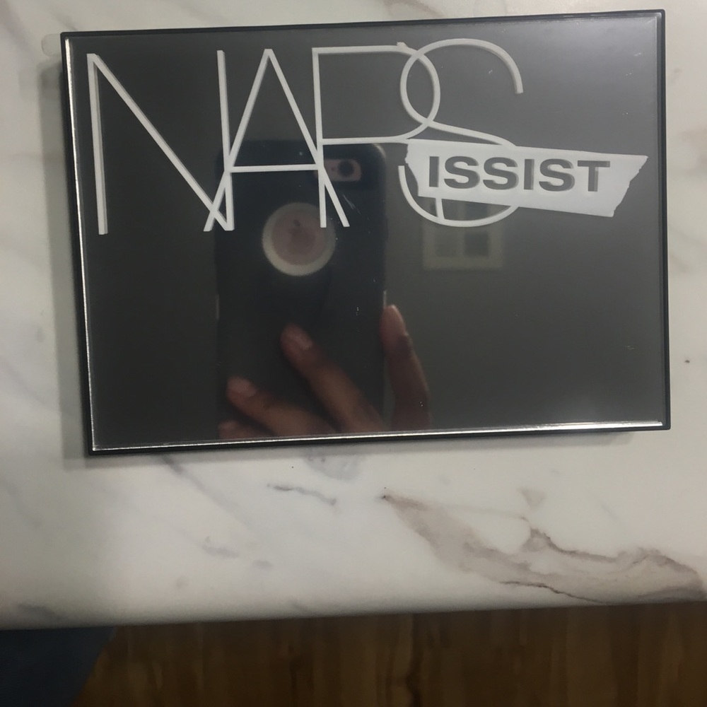Nars-issist Contour and Cheek palette