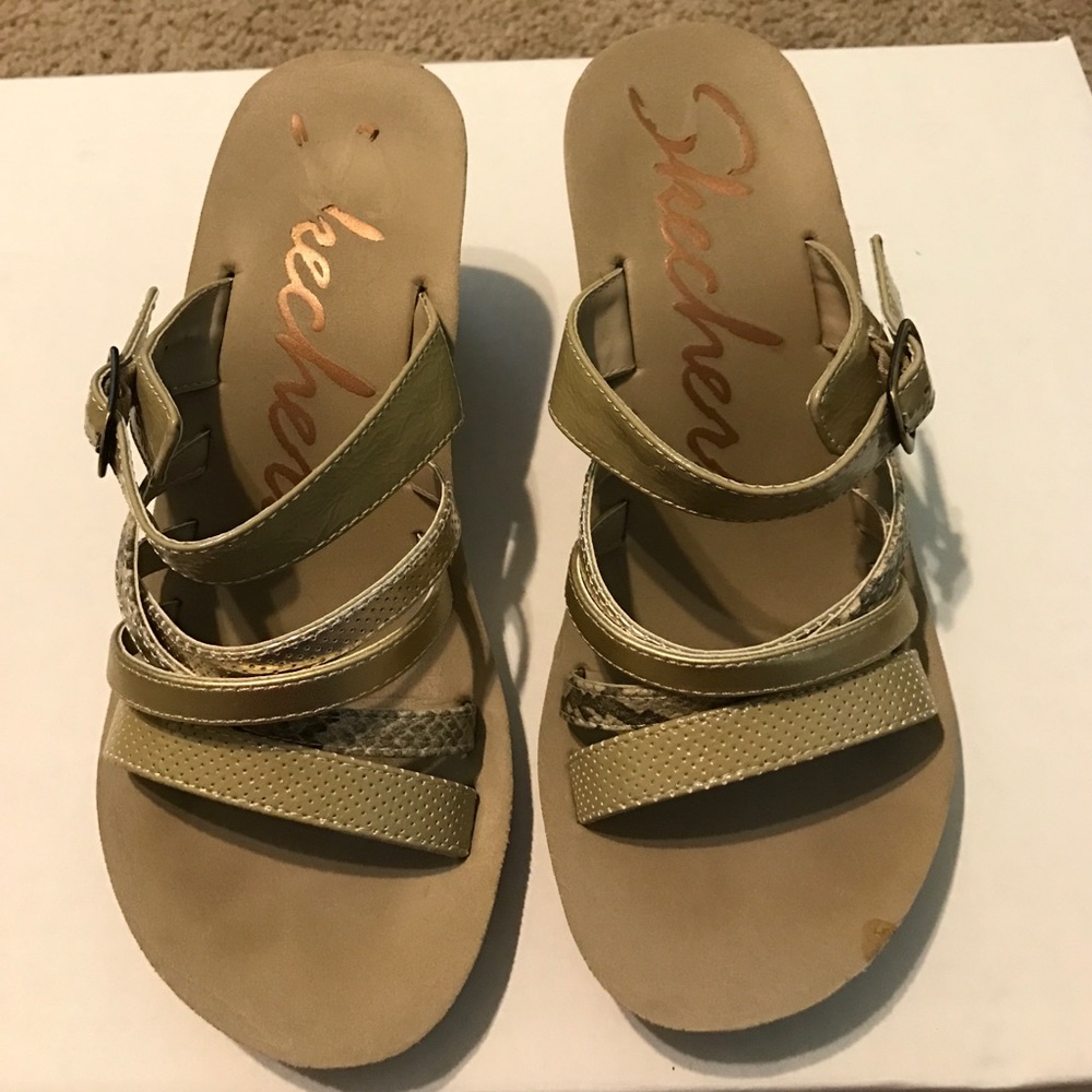 Sketchers sandals