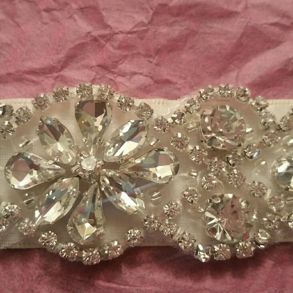 Crystal and Pearl Bridal Belt main image 5