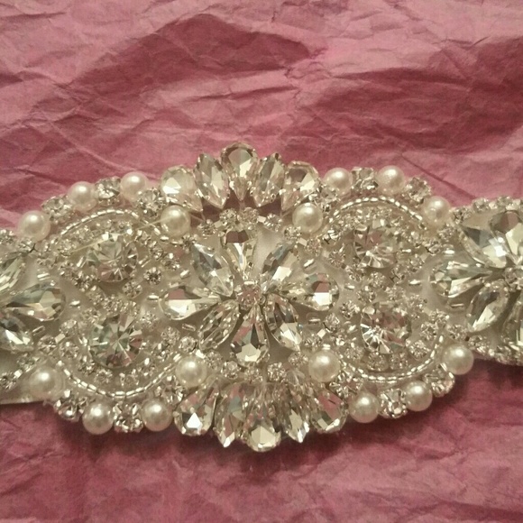 Crystal and Pearl Bridal Belt main image 4