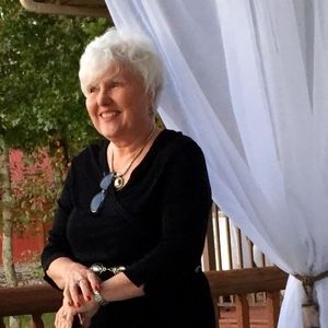 Meet your Posher, Pamela