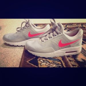 Womens Air Max
