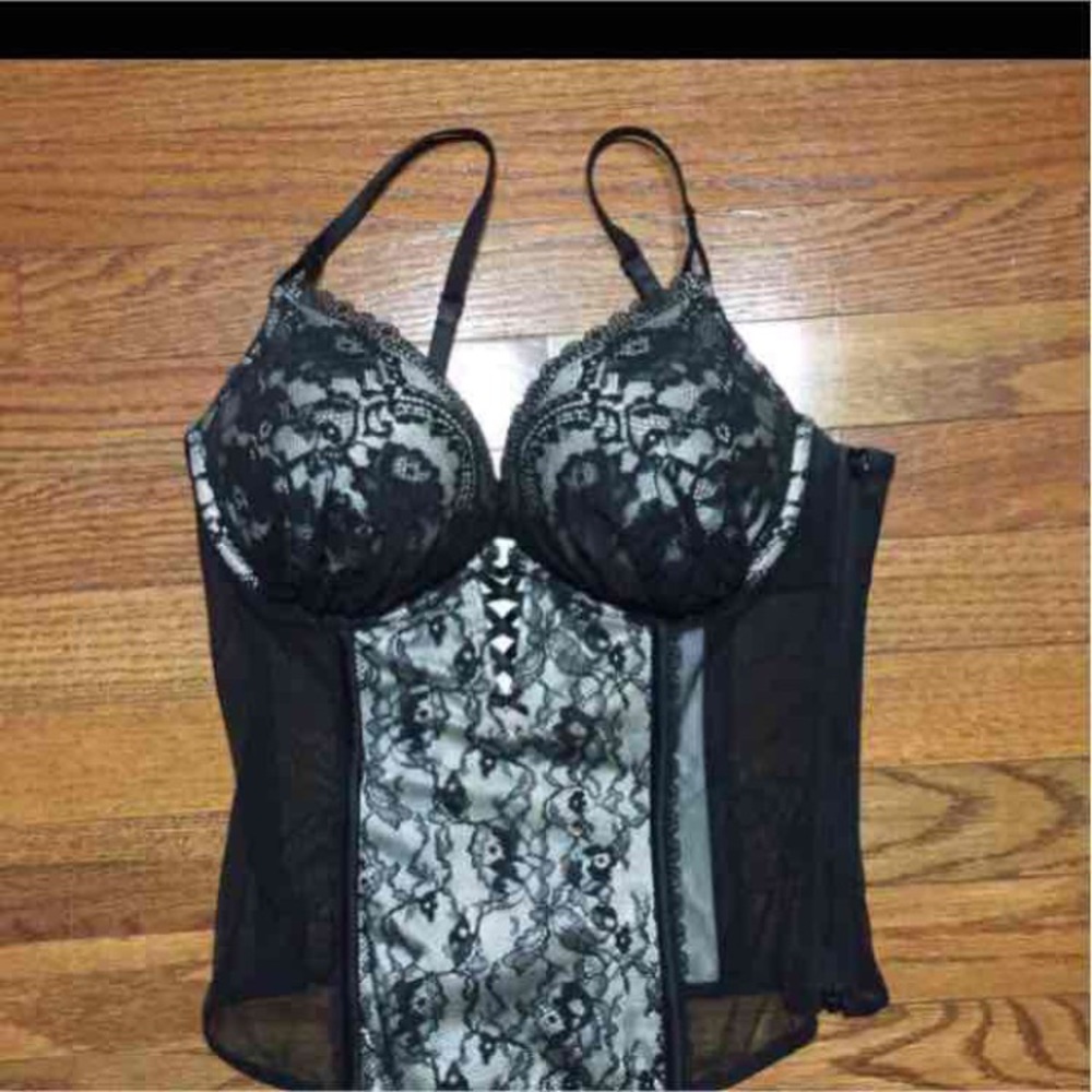 ISO in a 38D/38DD! Please tag me if you have one