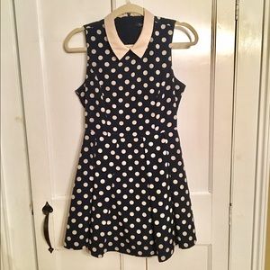 Navy Peter Pan collar polka dot dress