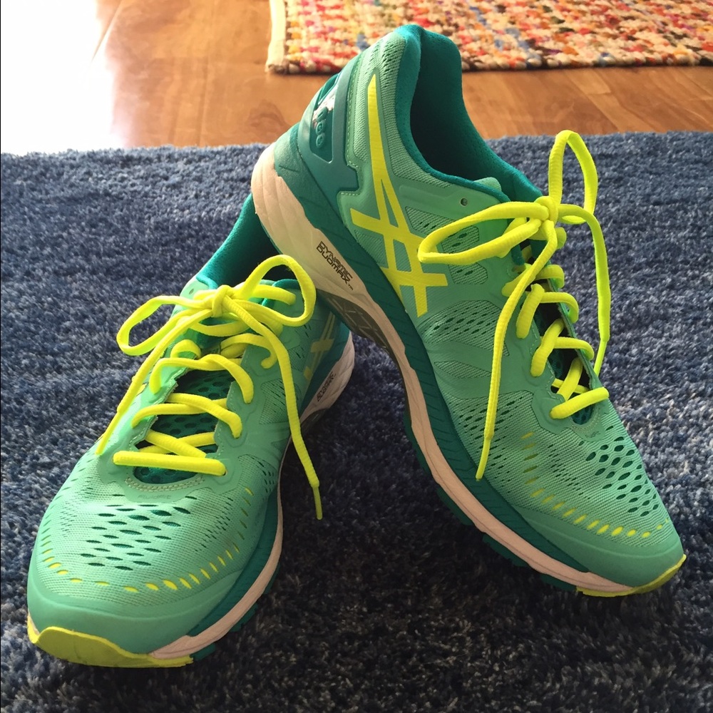 Basically NEW Asics Gel Kayano 23