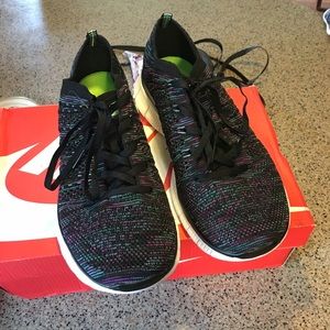 Brand new nike tennis shoes