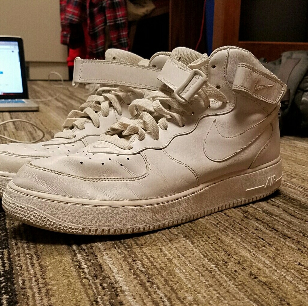 Air force 1 mid