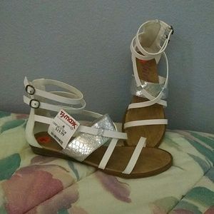 Womens sandals