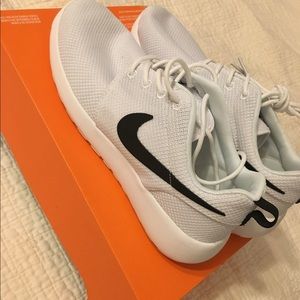 Men's Nike free runs