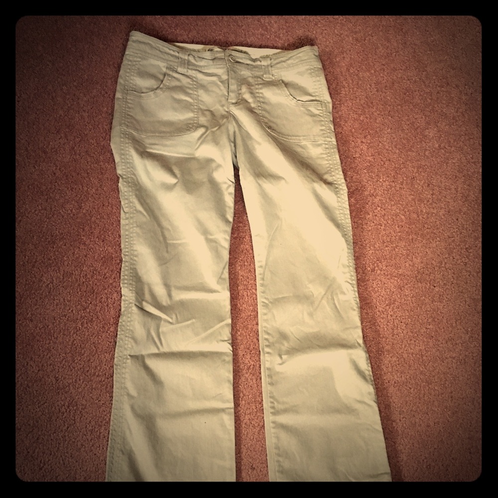 Beige khaki hollister pants