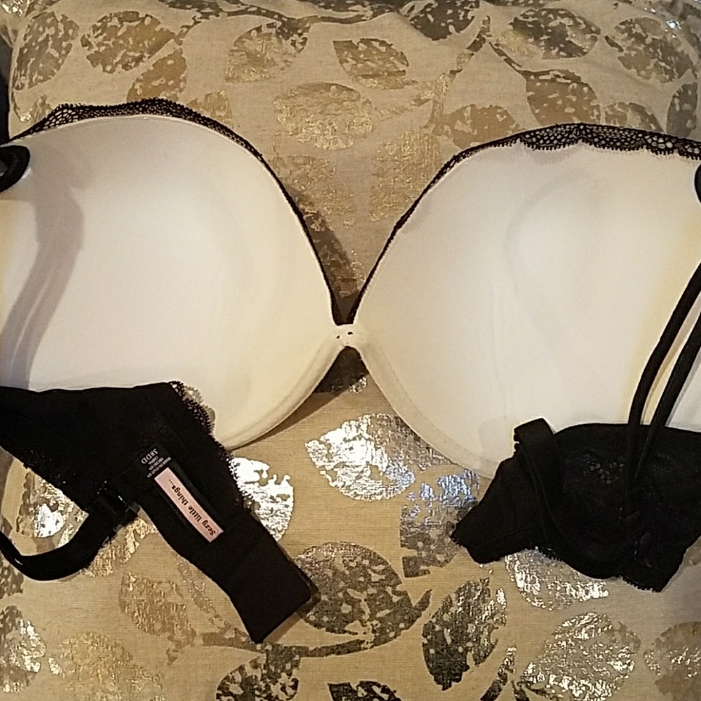 VS Sexy Little Things Bra - Picture 2 of 2