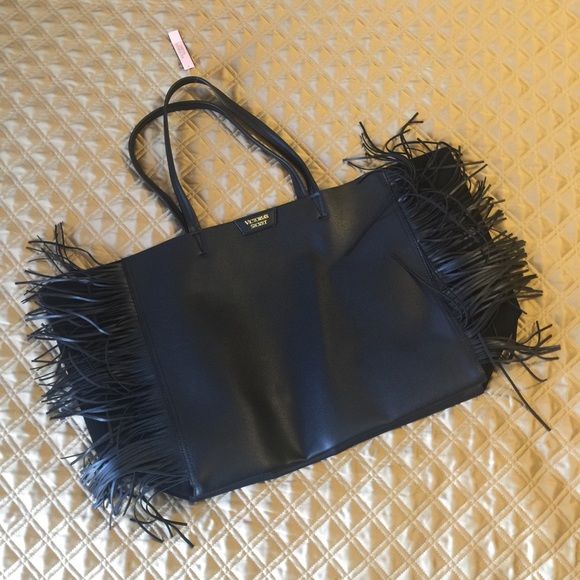 Victoria's Secret fringe tote bag - Picture 5 of 6