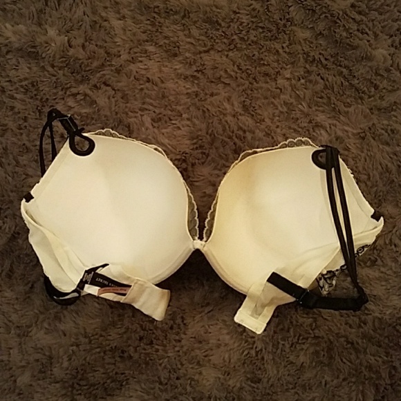 VS Sexy Little Things - Picture 2 of 2