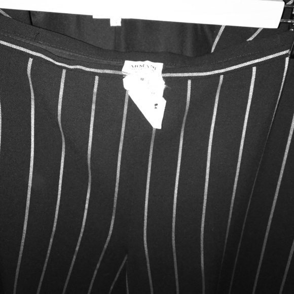 Armani Collezioni Power suit - Picture 4 of 6