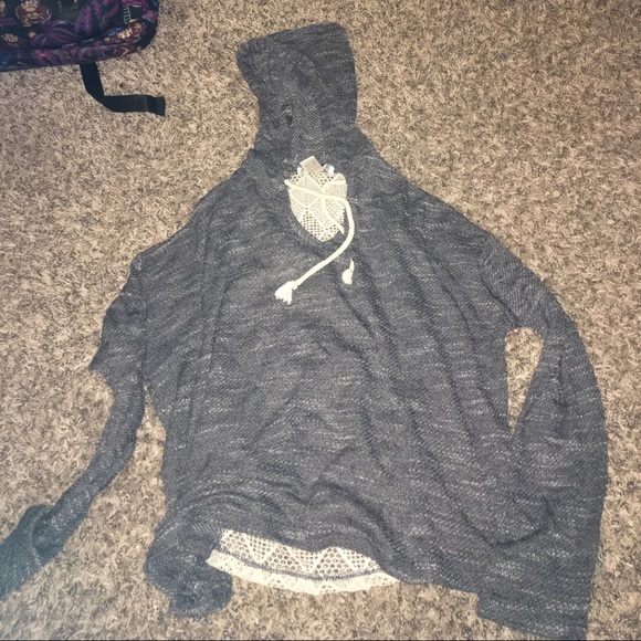 Tops - a shirt