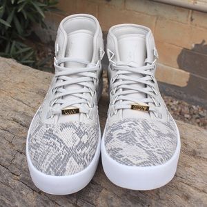 Jordan x Westbrook 0 "White Snakeskin"