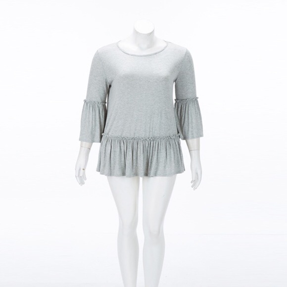 ➕ Ruffle hem bell sleeve top🎉HP🎉 - Picture 4 of 5