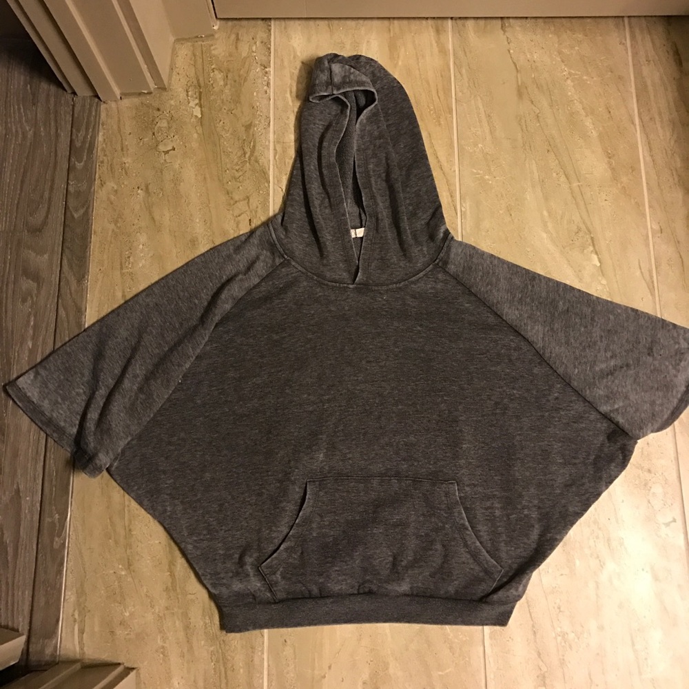 XXI grey poncho