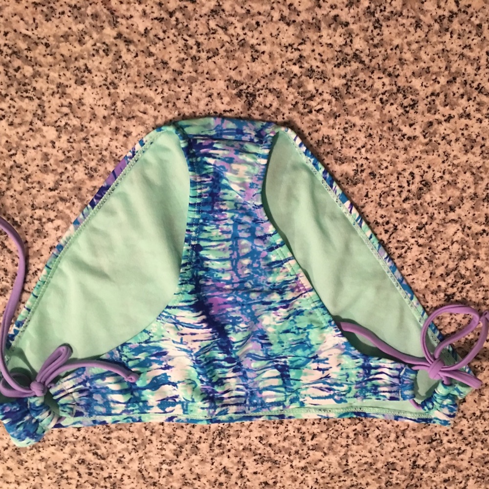 Bikinis 👙 - Picture 3 of 3