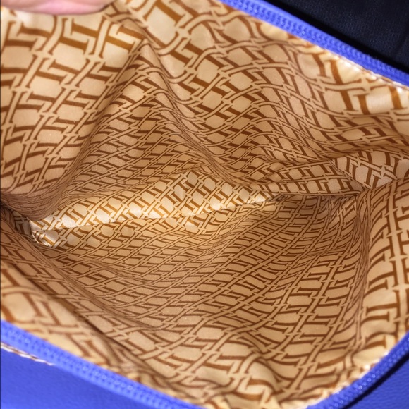 NWOT TIGNANELLO BLUE GORGEOUS PURSE!!! - Picture 3 of 4