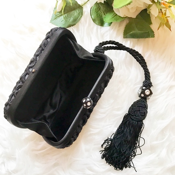 ♦️SOLD♦️auth Bottega Veneta Black Clutch $2600 - Picture 7 of 8