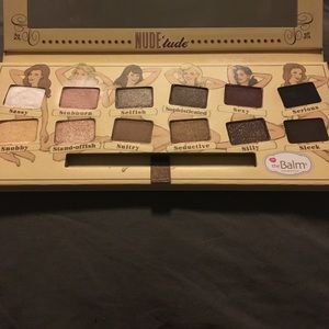 The balm nude tude eyeshadow palette
