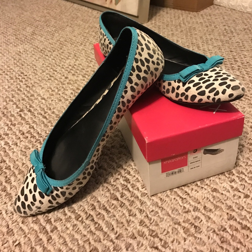 Sudie Snow White Flats by Xhilaration