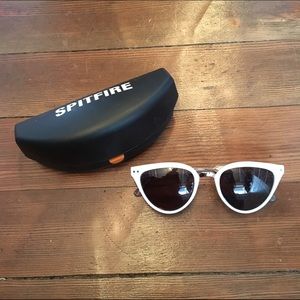 Brand new cat eye Spitfire sunglasses