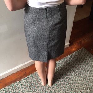 Banana Republic Skirts - Banana Republic grey tweed skirt Banana Republic Skirts - Banana Republic grey tweed skirt